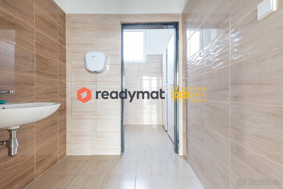 Pronájem kanceláře 36 m² Hodonín v průmyslovém areálu - 4