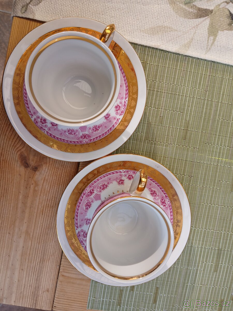 Přátelská kávová souprava - 4