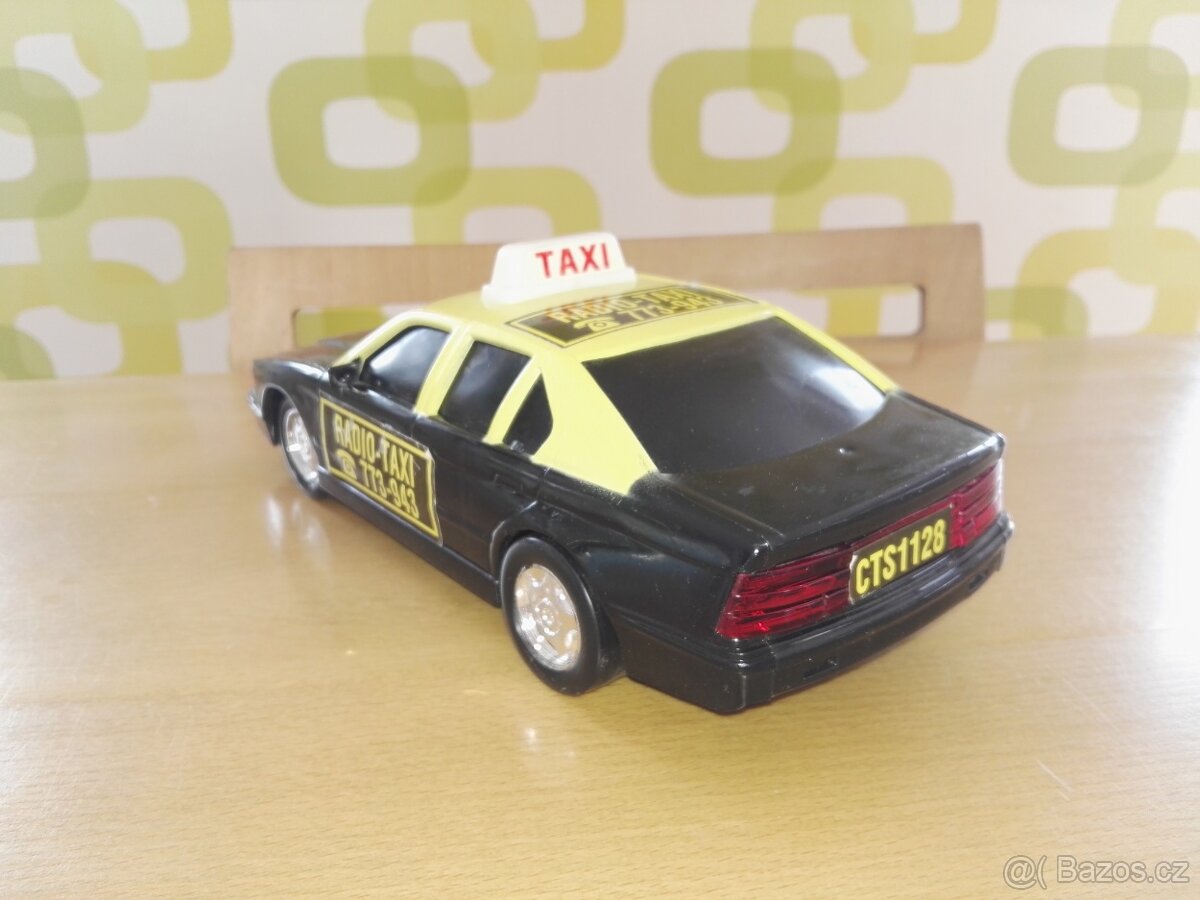 Plastové autíčko BMW E36 - 4