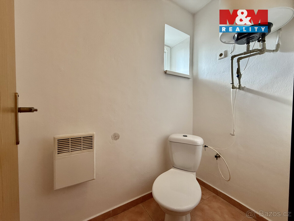 Pronájem bytu 1+1, 42 m² - 4