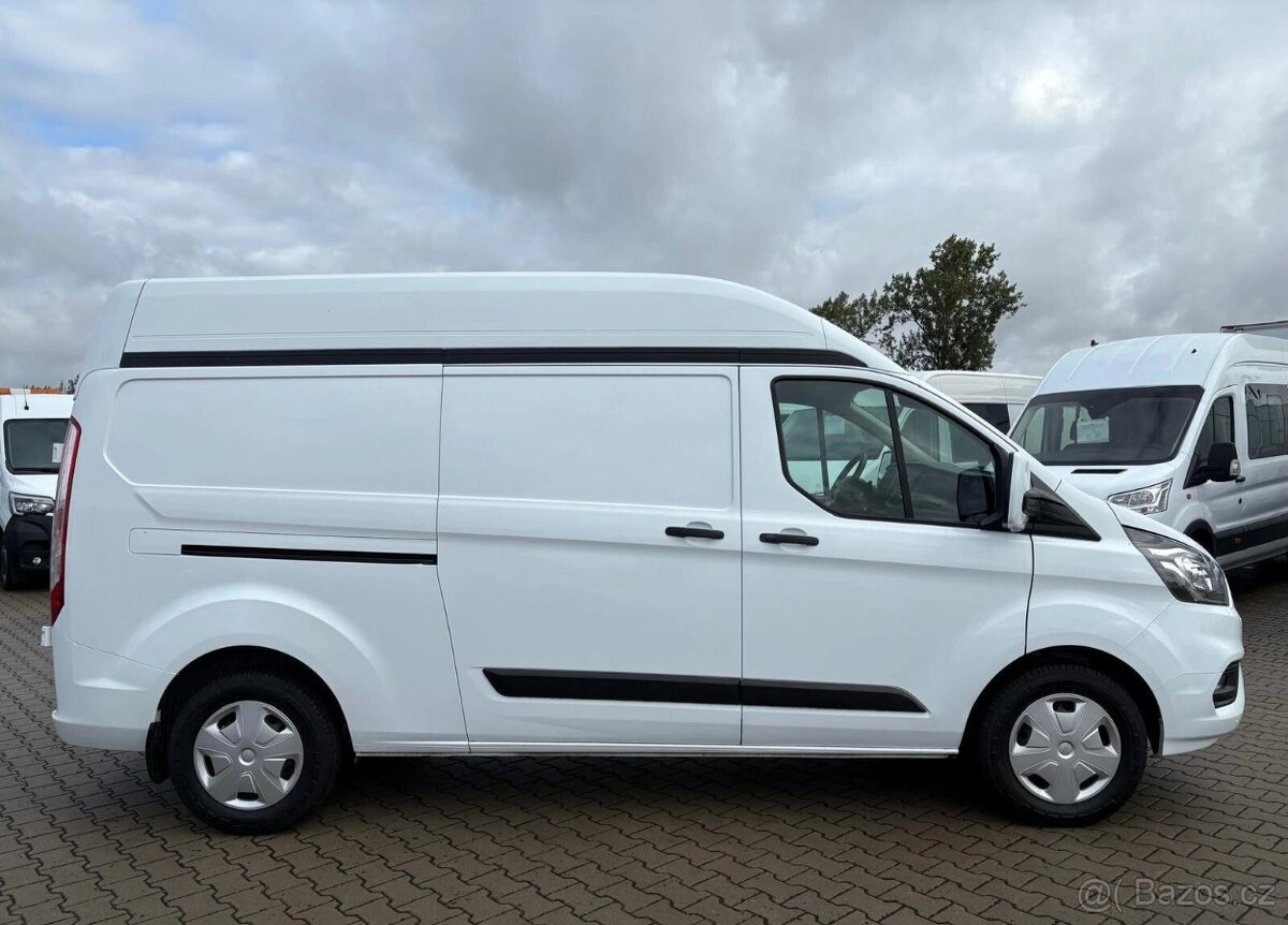 Ford Transit Custom L2H2 2.0TdCi/170koni - 2020 - 4