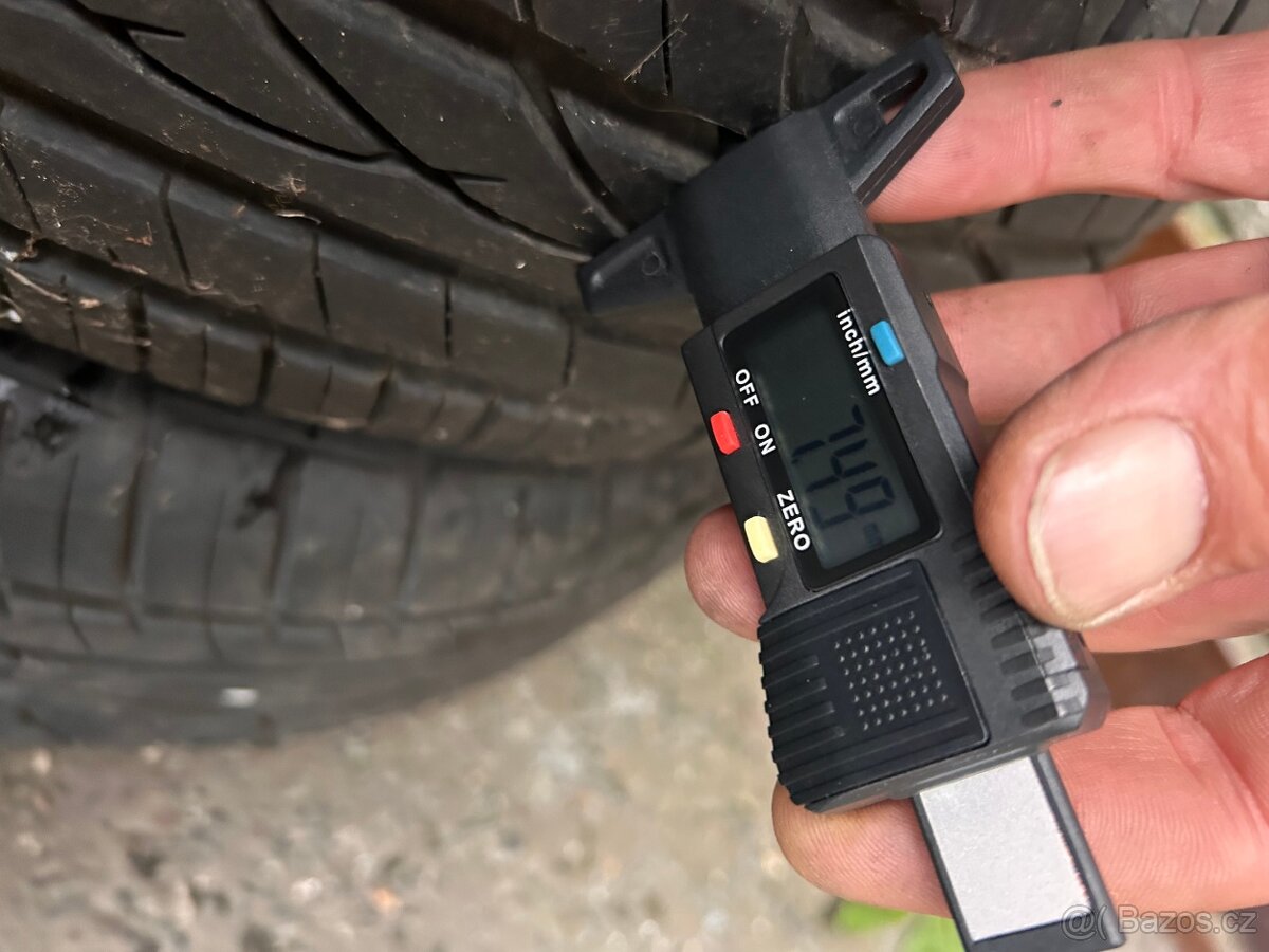 4 ks pneu 195/65 R15 95T - 4