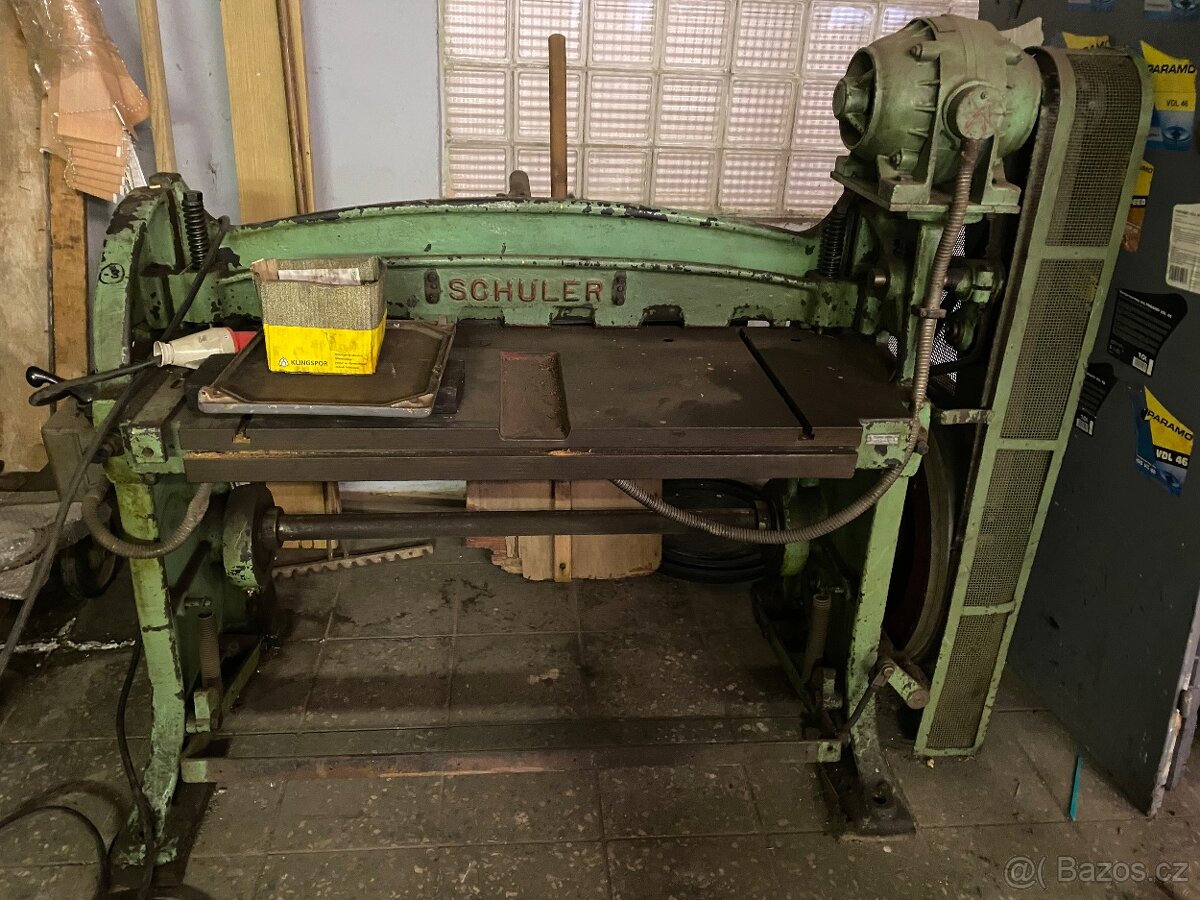 TABULOVÉ NŮŽKY NA PLECH SHULER - 4