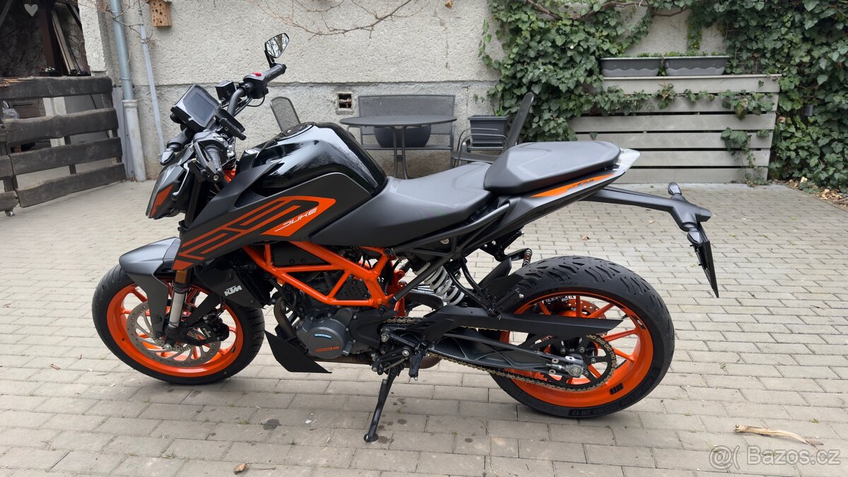 2022 KTM 125 Duke - 30 000 km - Náhled 5