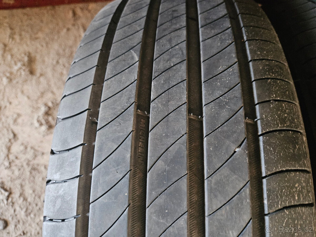 215/55R17 94V Primacy 4 MICHELIN - 4
