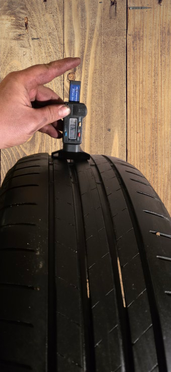 225/50/18 Bridgestone - letní - pošlu na dobírku - 4