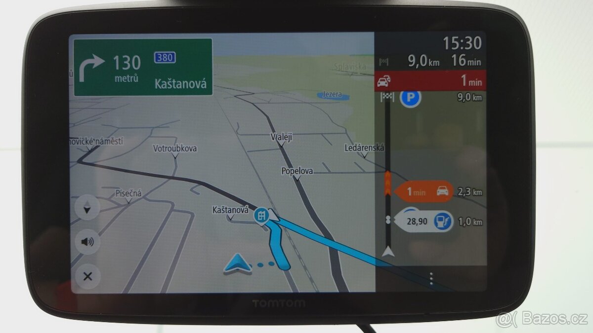 TOM TOM GO Discover , " 7 " Live traffic ,Wi-Fi, LIFETIME - 4