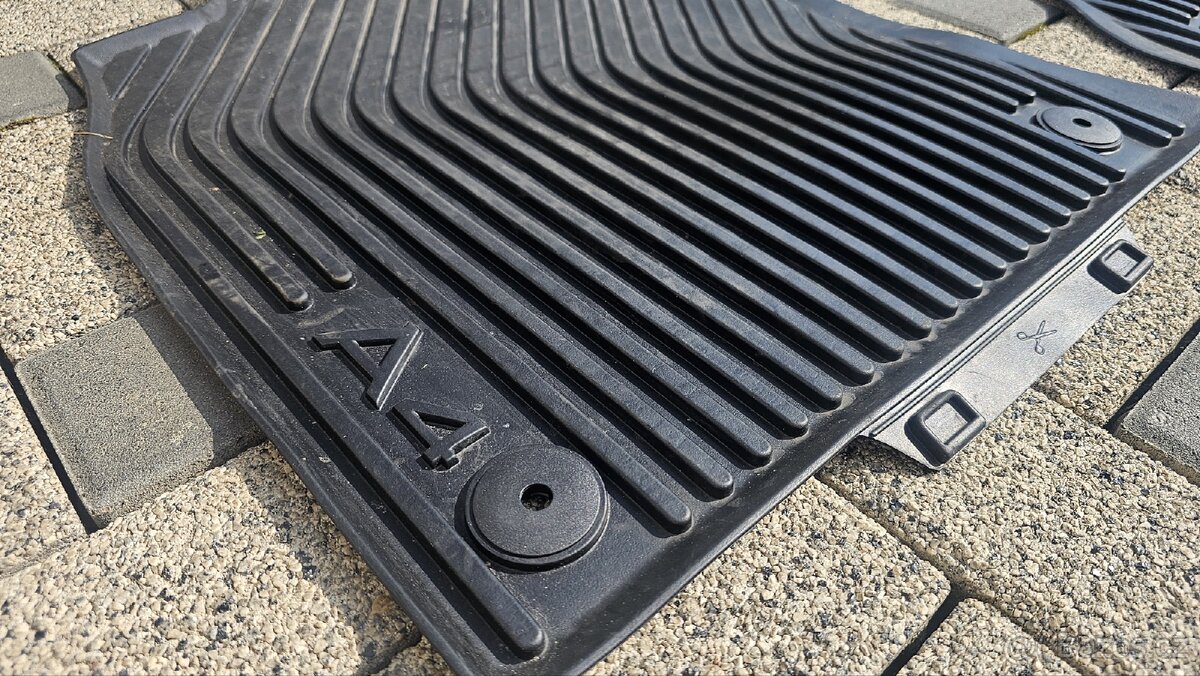 AUDI A4 ORIGO KOBERCE GUMOVE PREDNI - 4