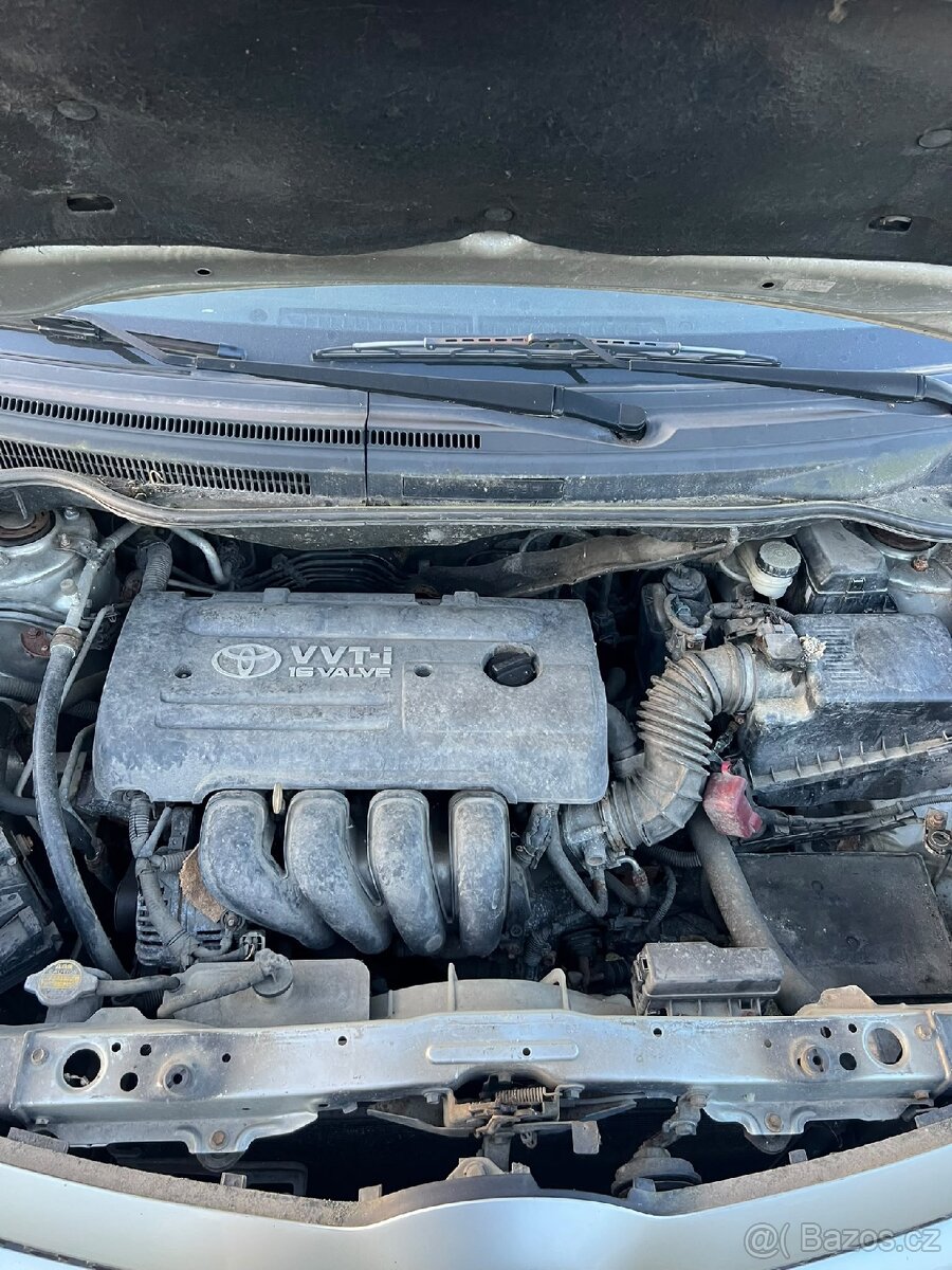 Toyota Corolla verso 1.8VVTI - 4