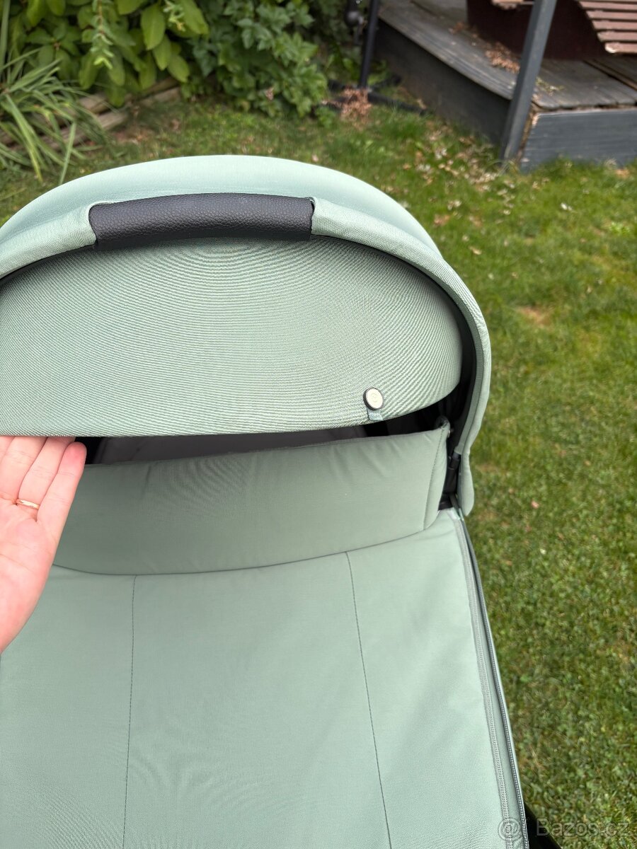 Cybex Priam Lux Carry Cot Leaf Green - 4
