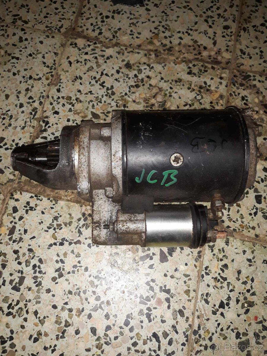Startér JCB - 4