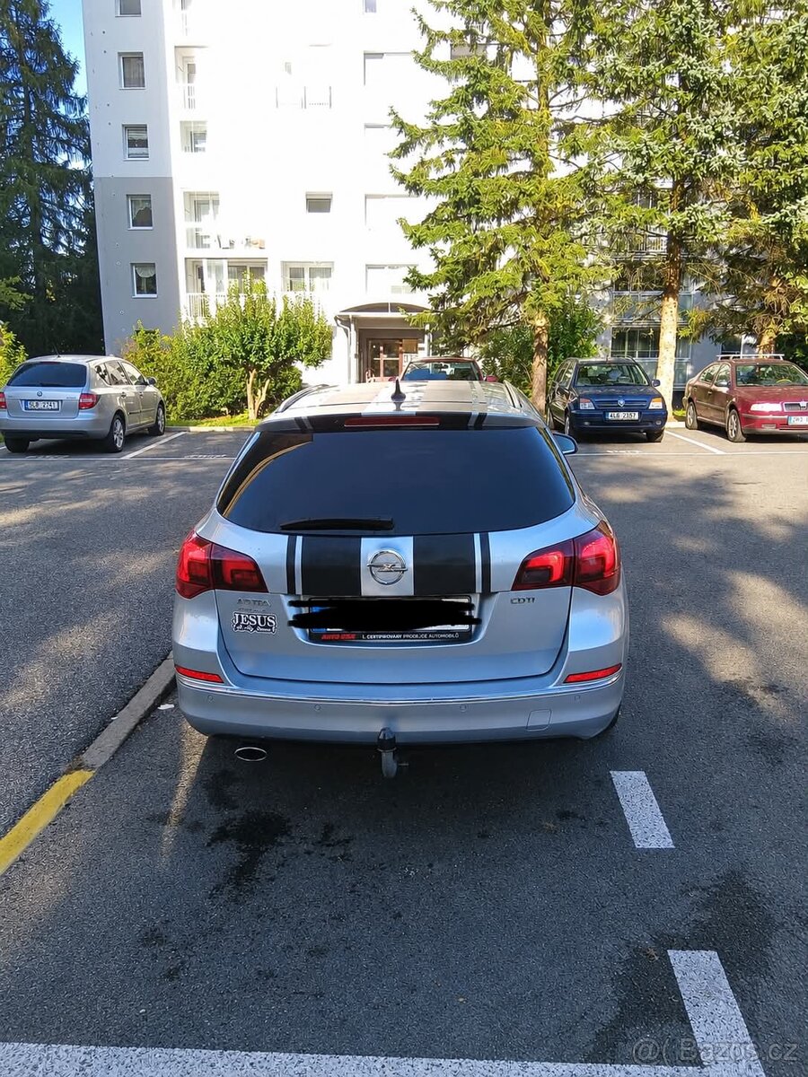 Opel Astra J - 4