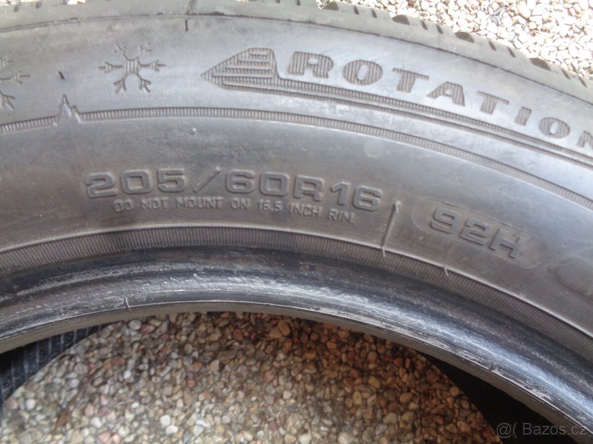 Zimní pneu 205/60/16 R16 Dunlop - 4