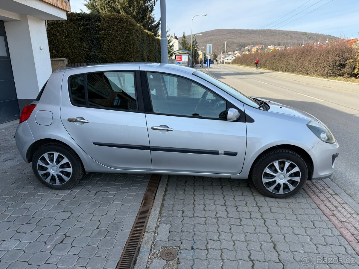 Renault Clio 1.2 - 4