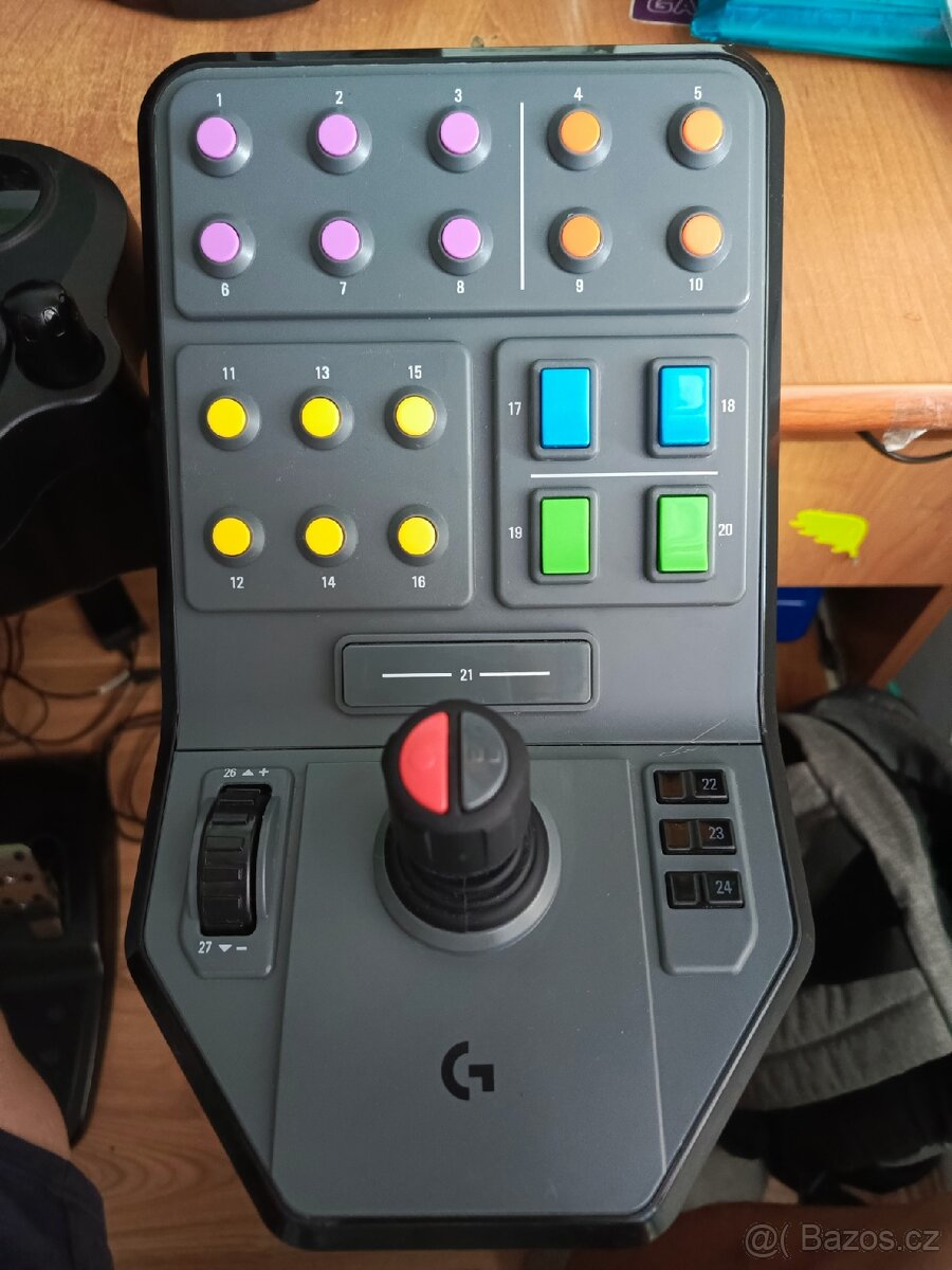 Volant,pedále Logitech G29 a řadící páka, joystick - 4