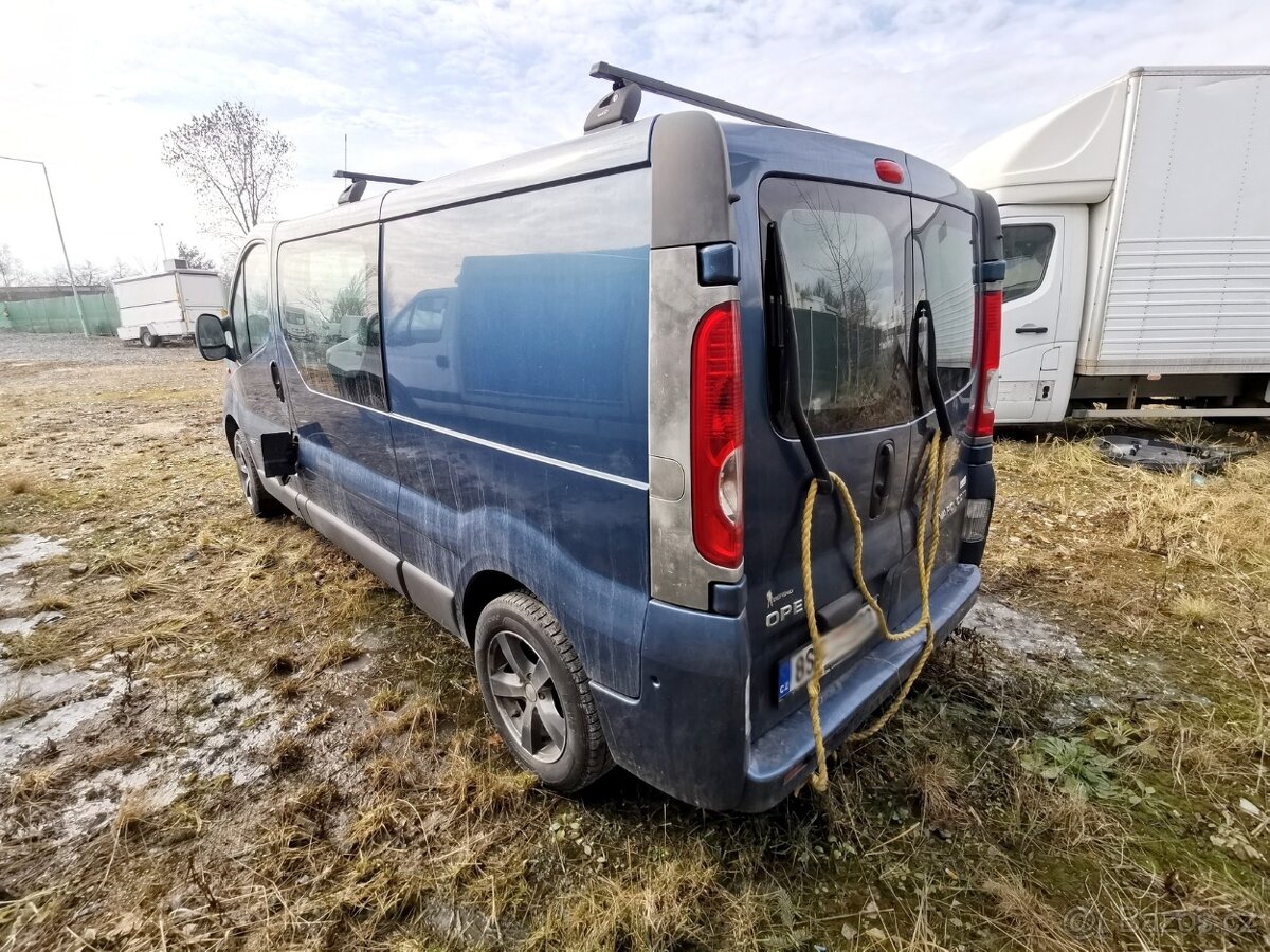 Opel Vivaro 2.0CDTI/84kw L2H1/ PO POŽÁRU - 4