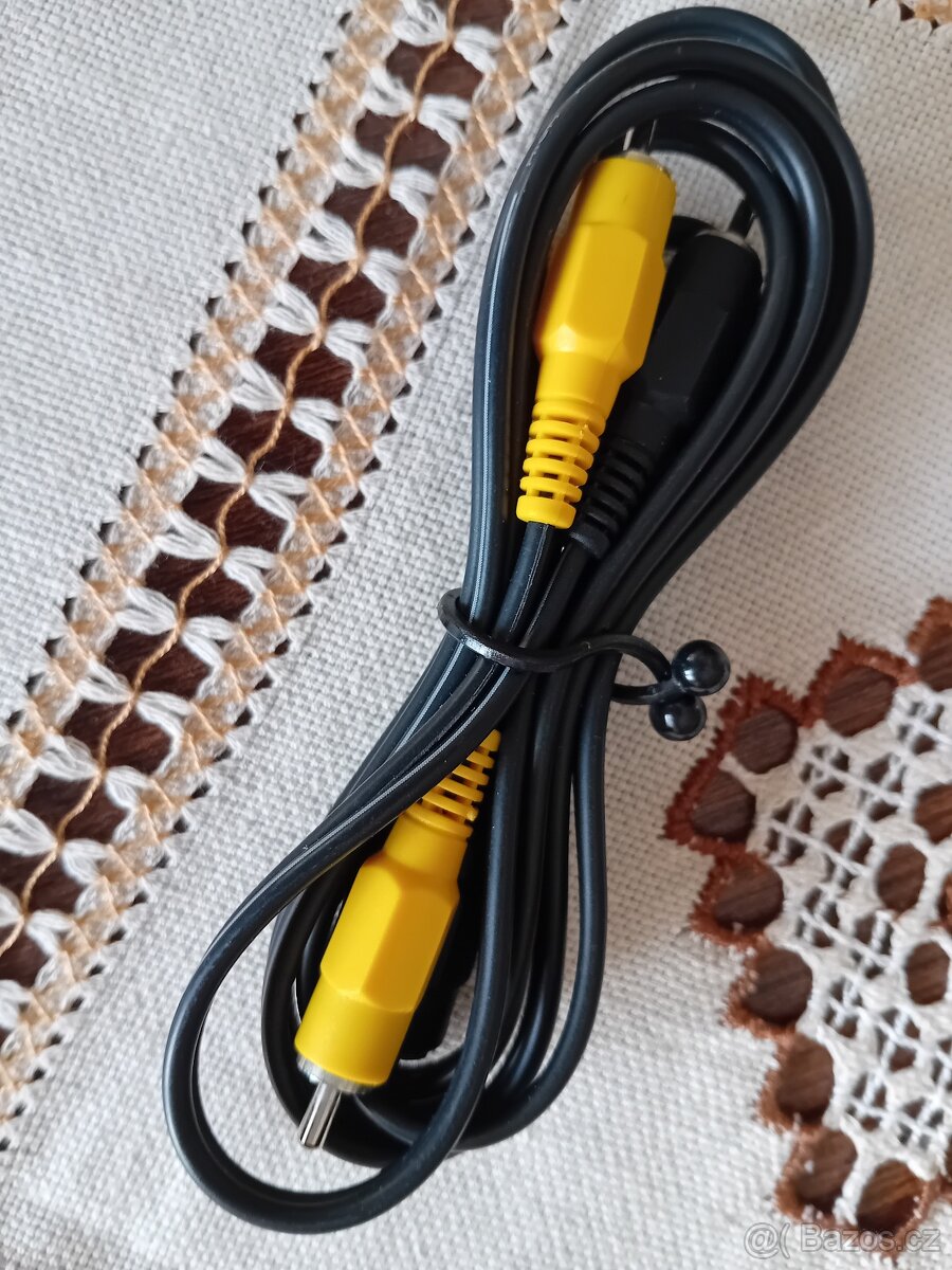 Různé kabely, DVI,VGA,audio,síťové,rozbočky audio - 4