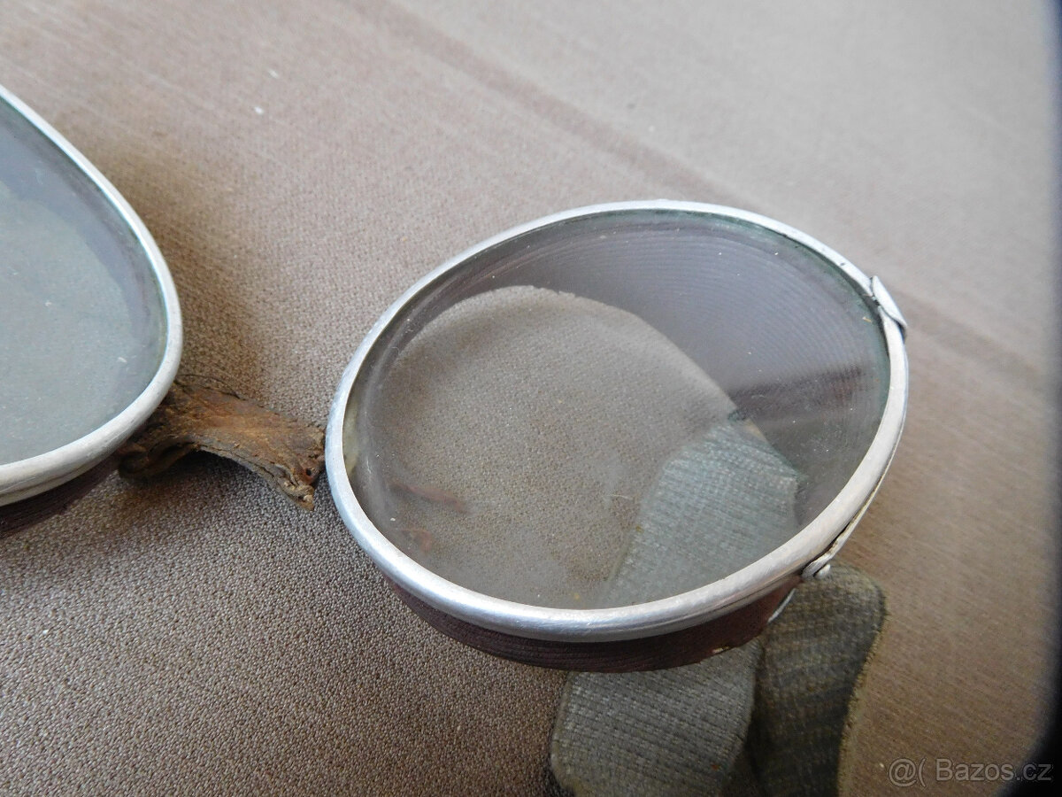 STARÉ asi MOTO BRÝLE - 4