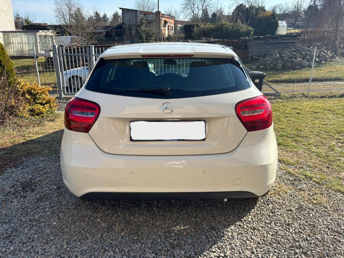Mercedes-Benz A 180 (2017) - 4