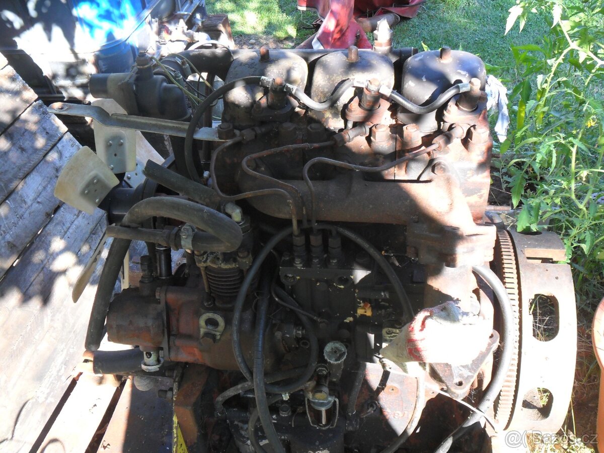 Prodám motor Zetor 5201 - 4