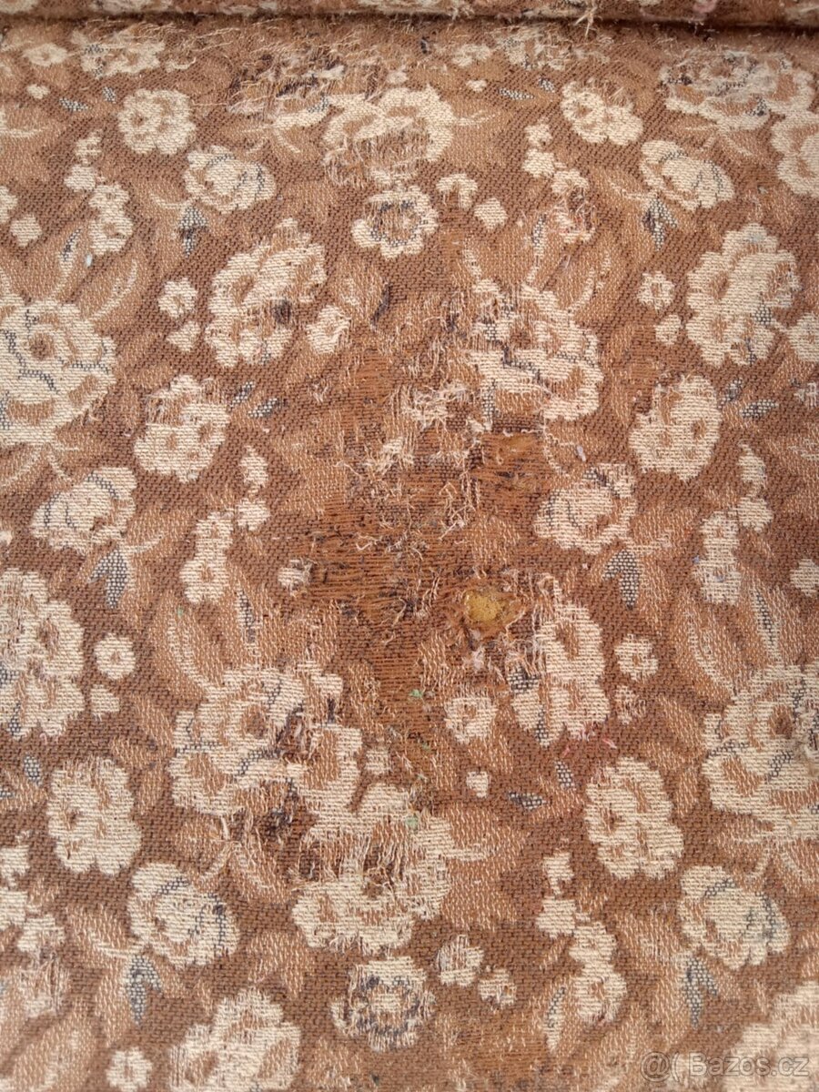 Prodej použitého křesla - ušák - 4