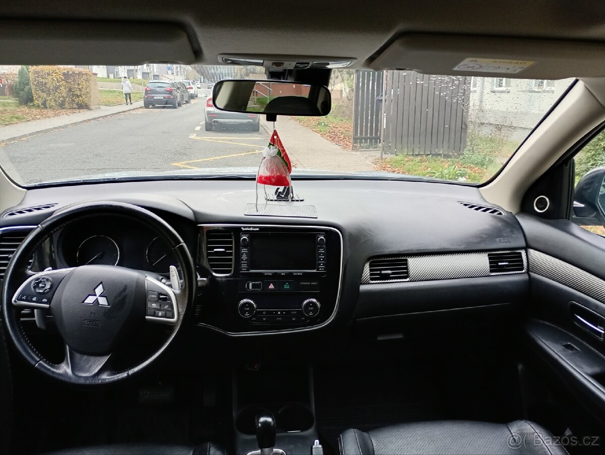 Prodej Mitsubishi Outlander - 4