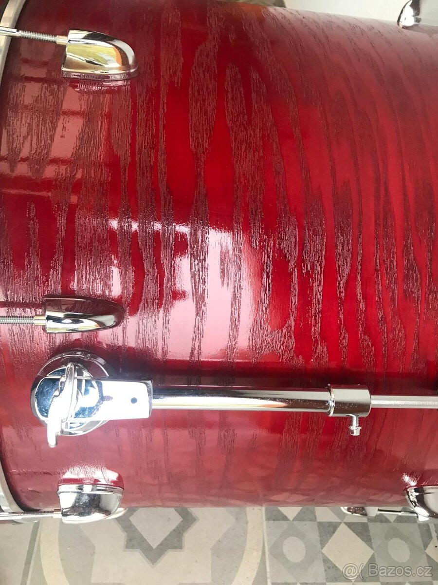 Prodám 4dílnou sadu Yamaha Rock Tour Custom - 4