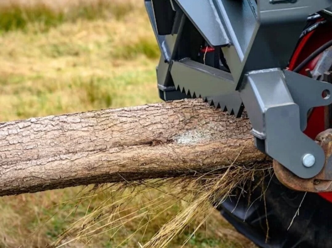 Hydraulické kleště na kulatinu - 4