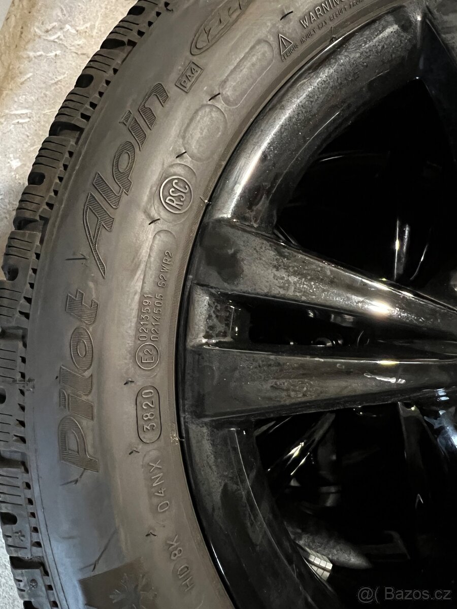 BMW X1 F48 225/55 R17 - 4