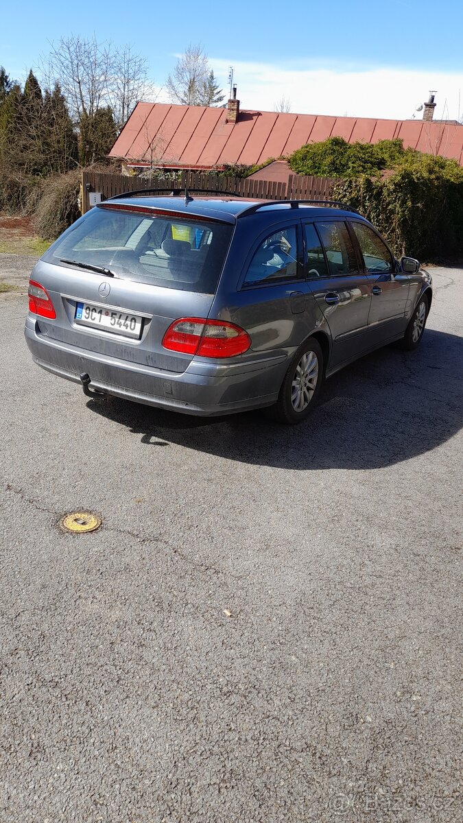 Mercedes Benz E280 CDi 4 MATIC,R.v.2007 - 4