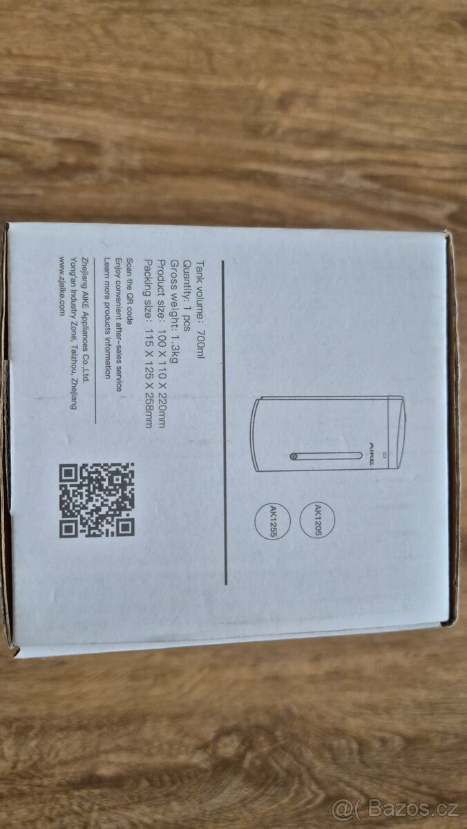 Bezdotykový dávkovač mýdla AIKE - 700ml - 4