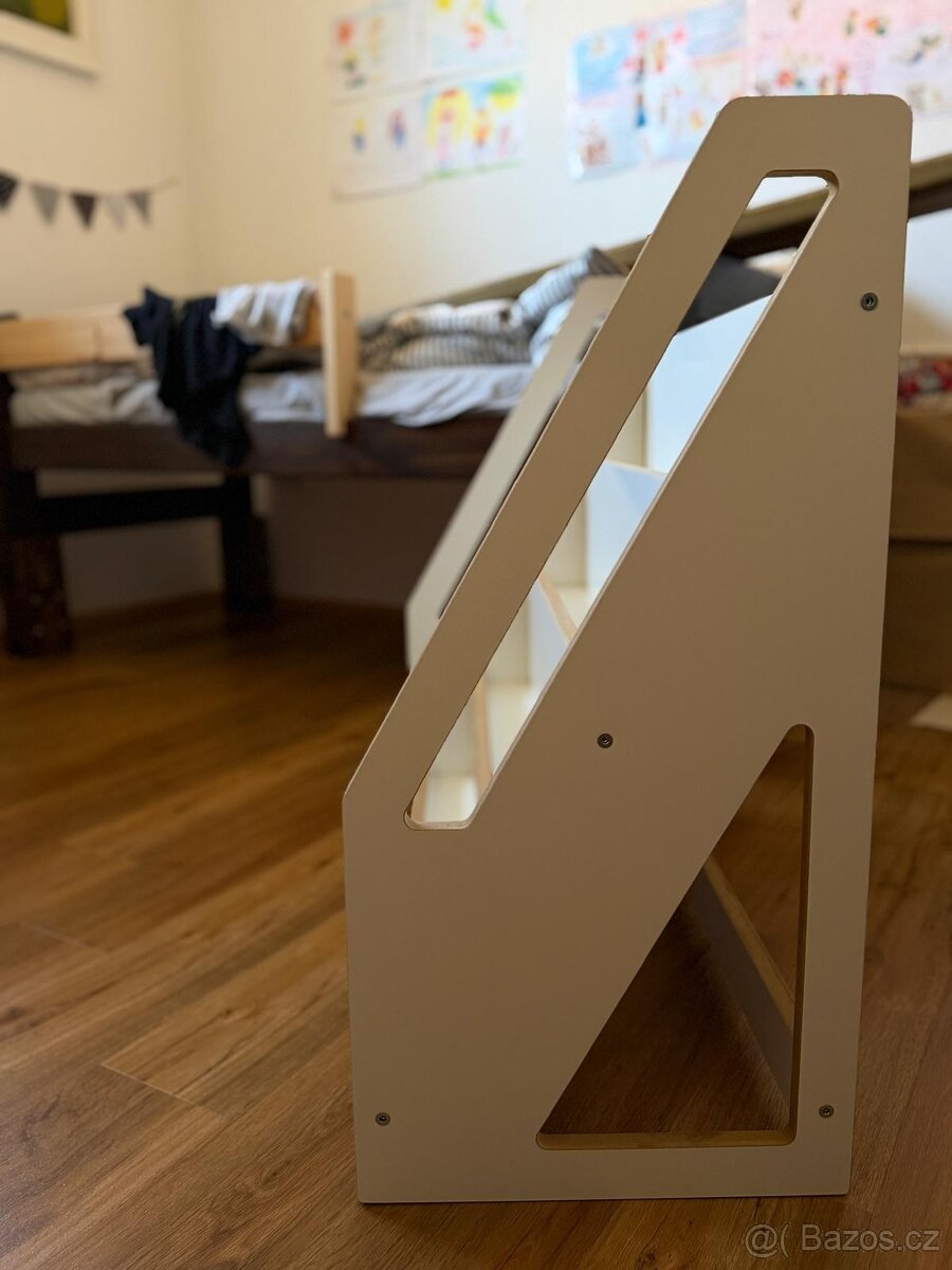 Montessori dětská knihovna By Vici - 4
