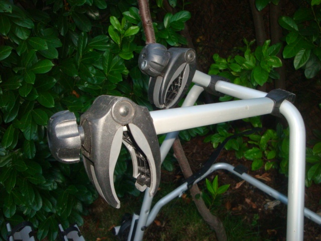 Thule - Nosič kol na tažné zařízení / na páté dveře - 4