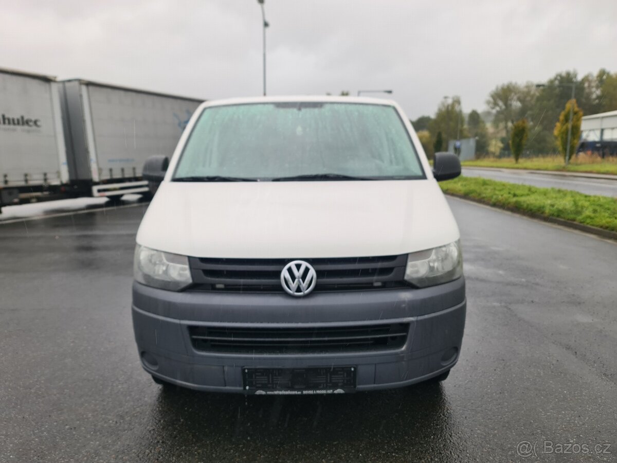 VW TRANSPORTER T5 2.0 TDi 62-KW 3-MÍSTA 129TKM TOP - 4