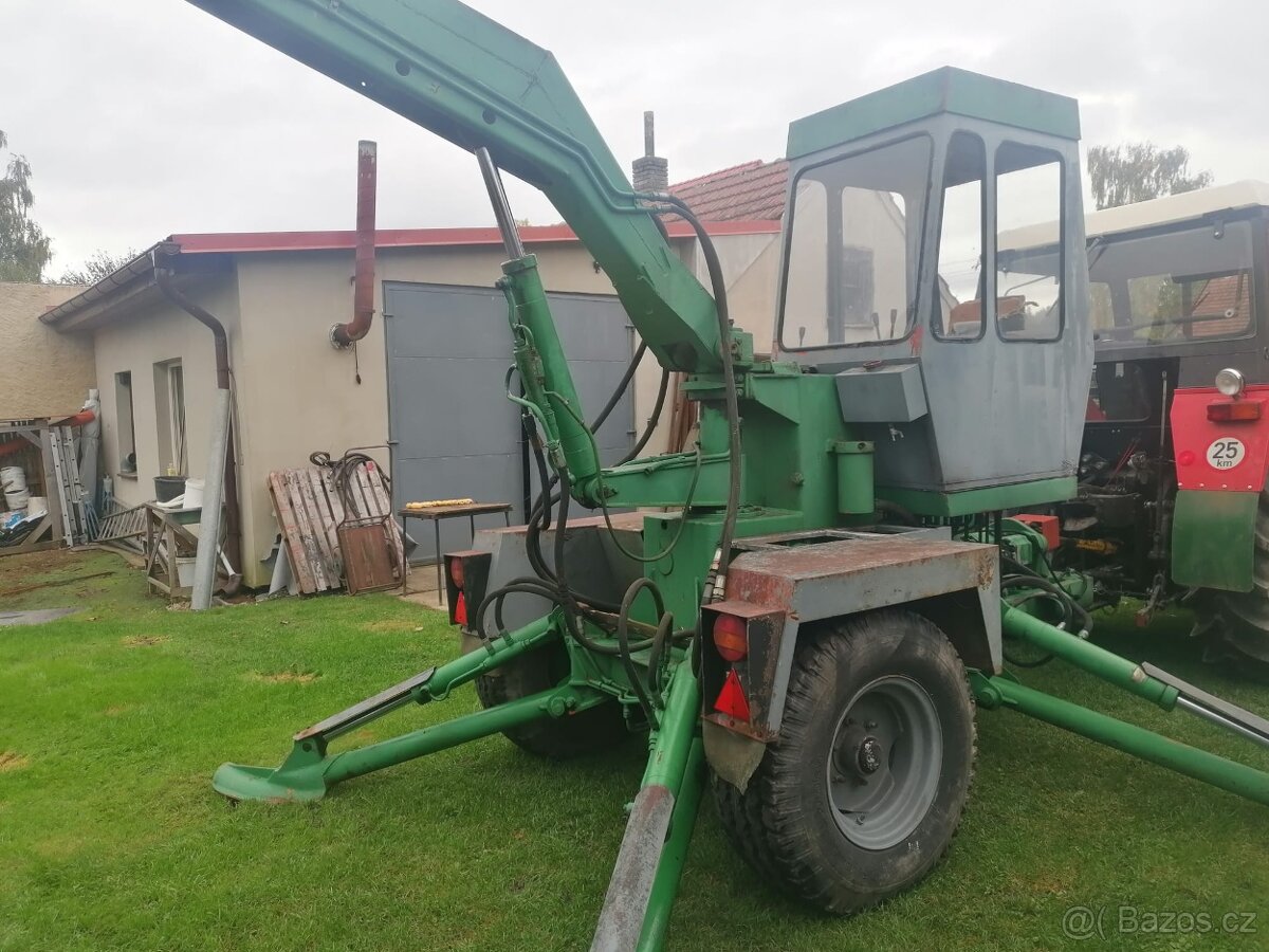 nakladač UNHZ 750 - 4