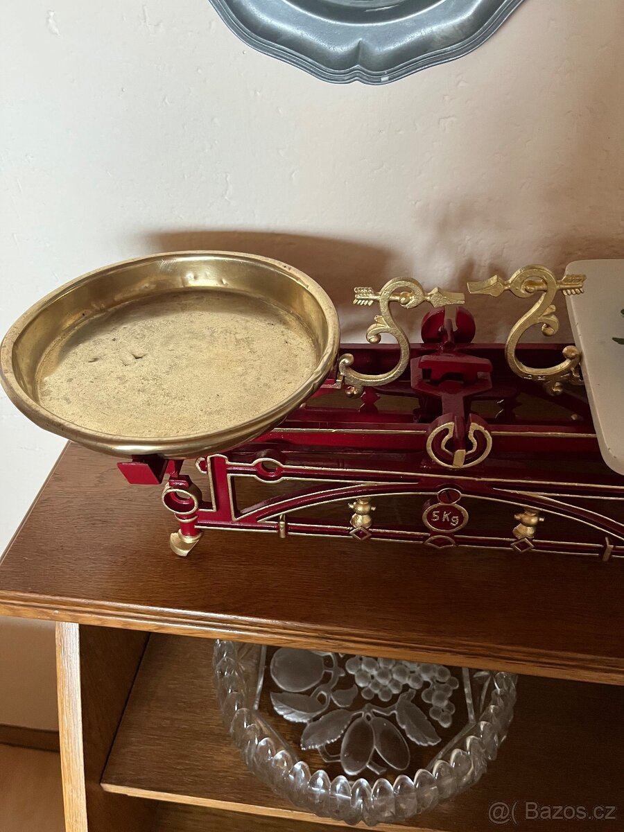 ZAJÍMAVÉ STARÉ LITINOVÉ VÁHY - 4