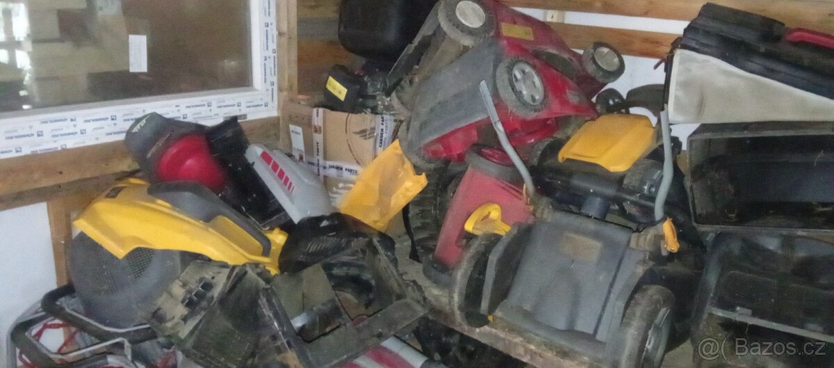 Motory ze sekaček na díly - 4