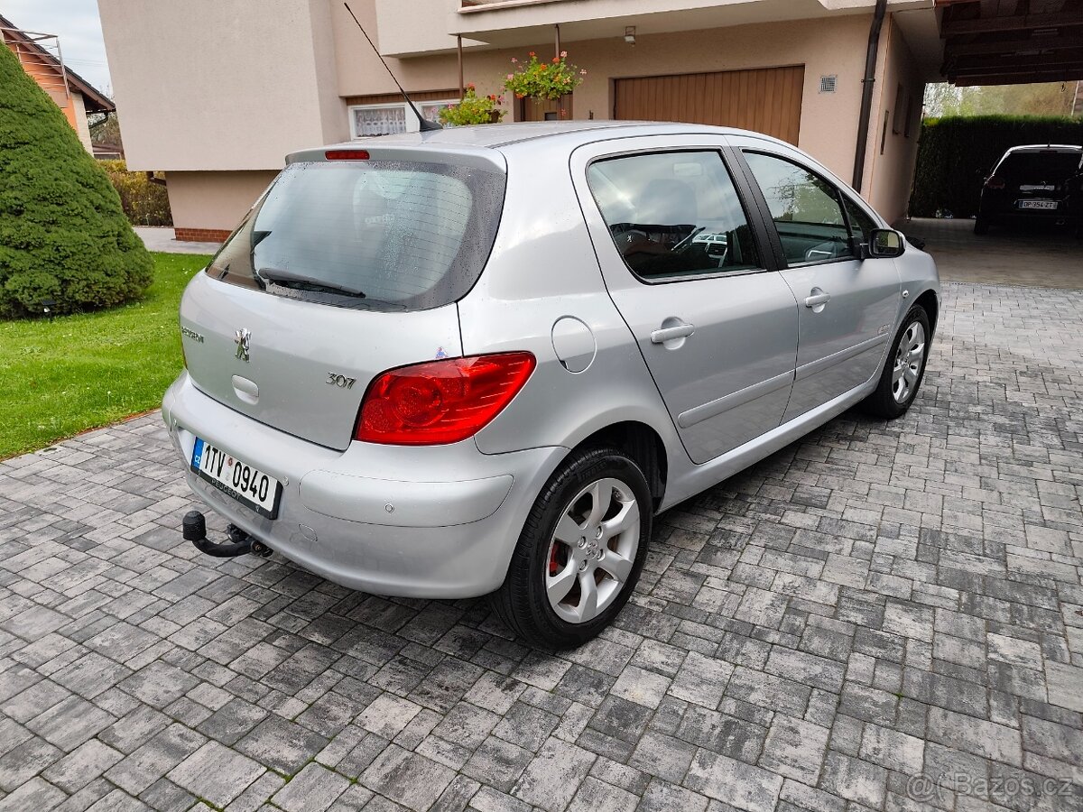 Peugeot 307 1.6 benzín - 4