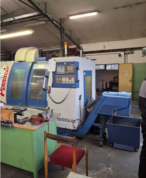 Obráběcí centra - vertikální VMC 1000S - 4