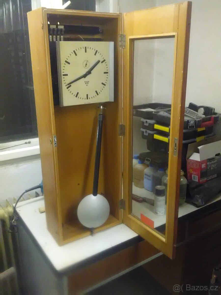 Centrální hodiny elektročas - 4