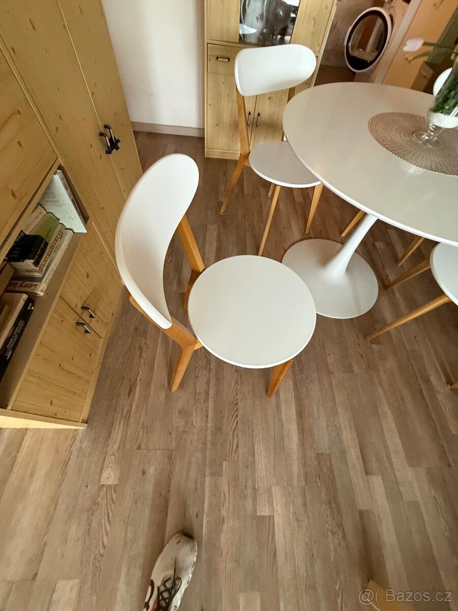 Jídelní set - 4