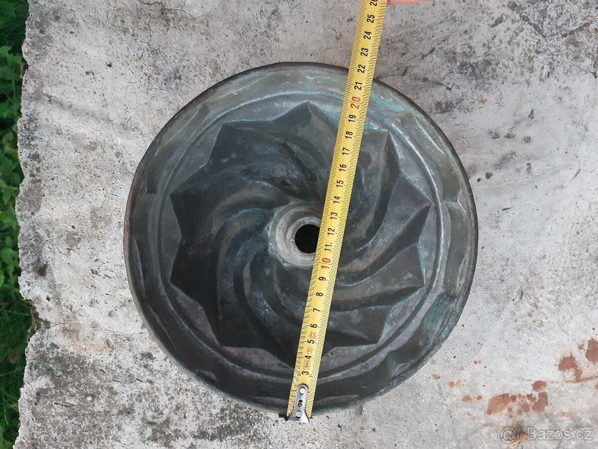 Měděná forma na bábovku - 4