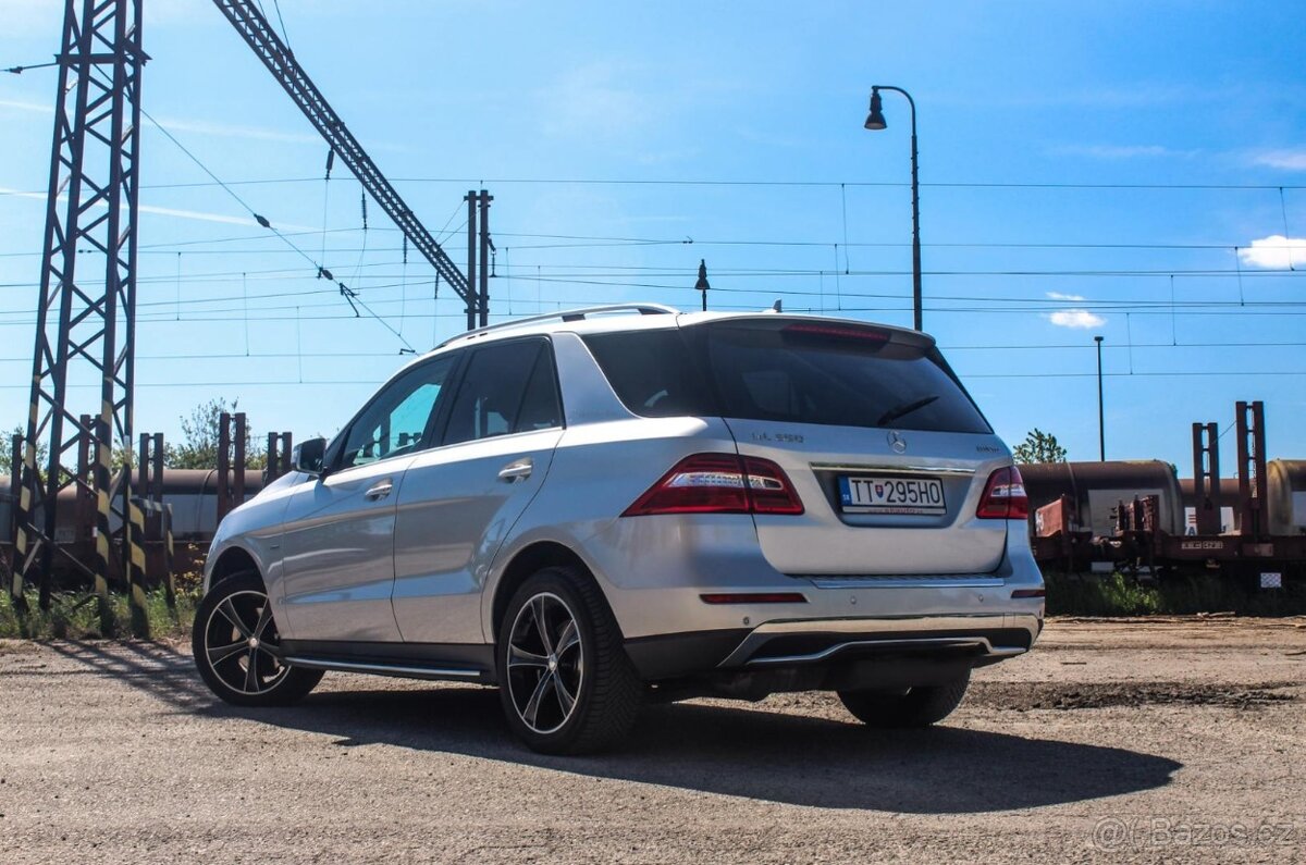 Mercedes-Benz ML - 4