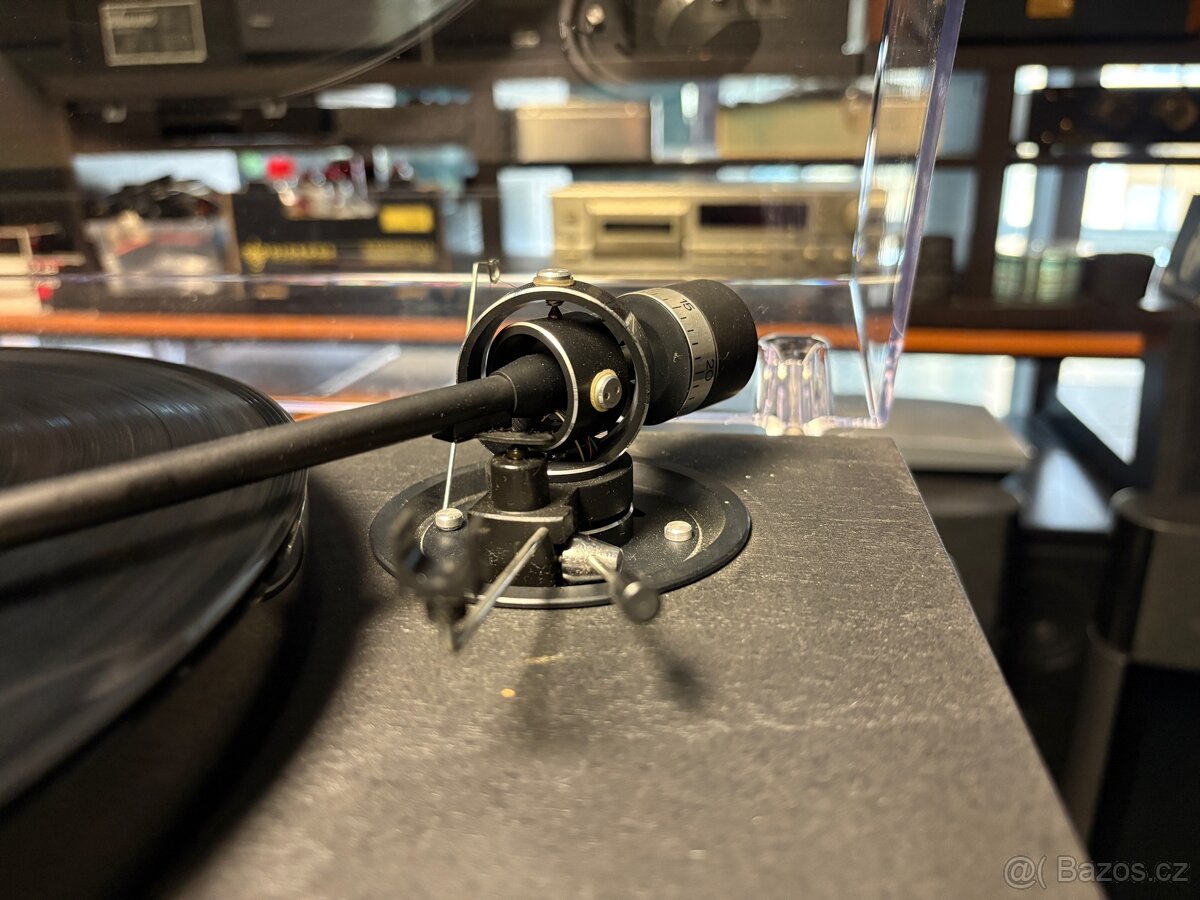 Gramofon Tesla NC500 - 4