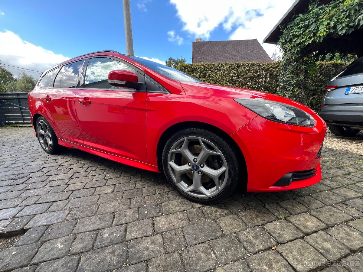 Ford Focus st 184 kW - 4