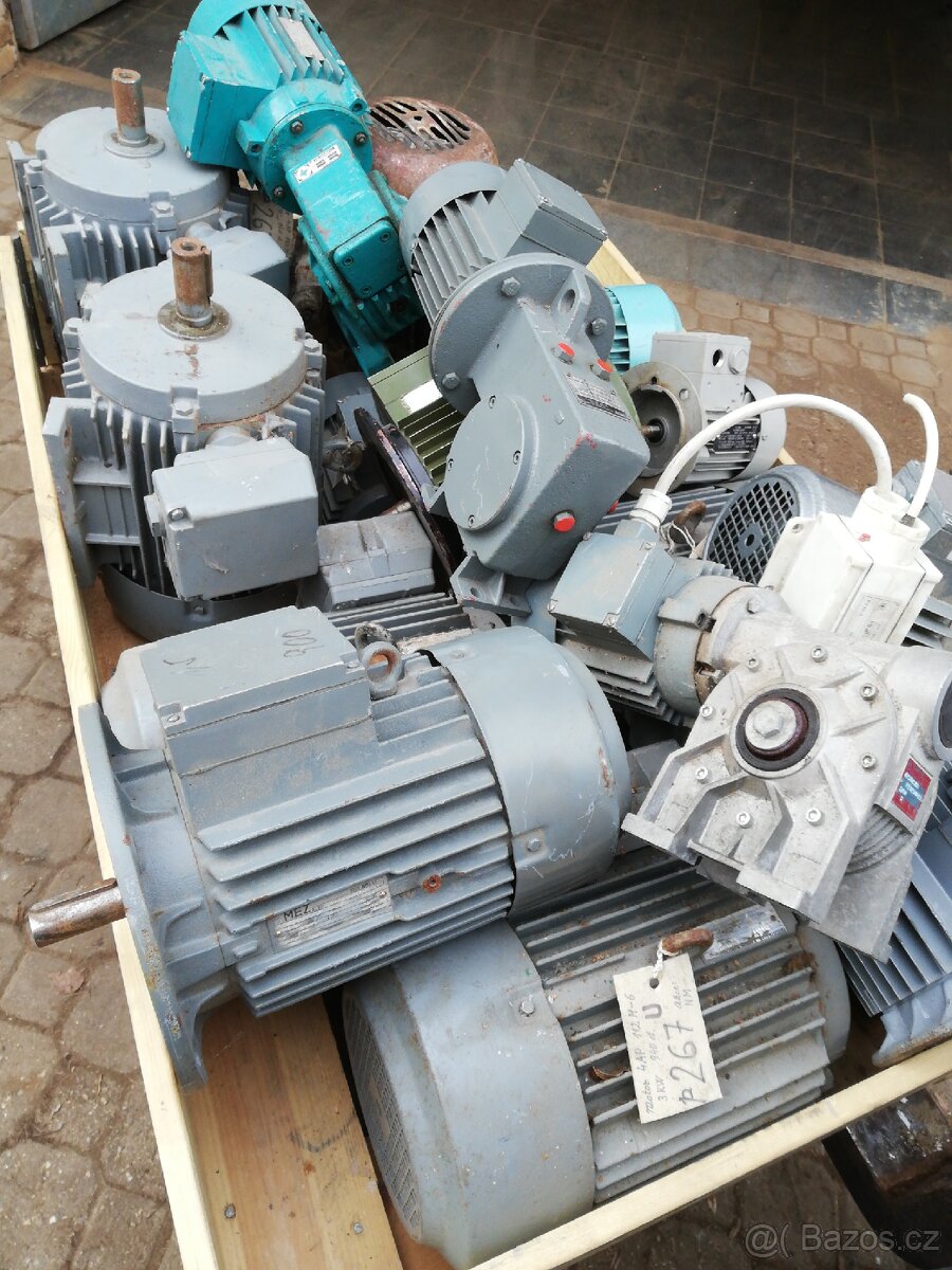 Elektromotor patkový, přírubový - 4