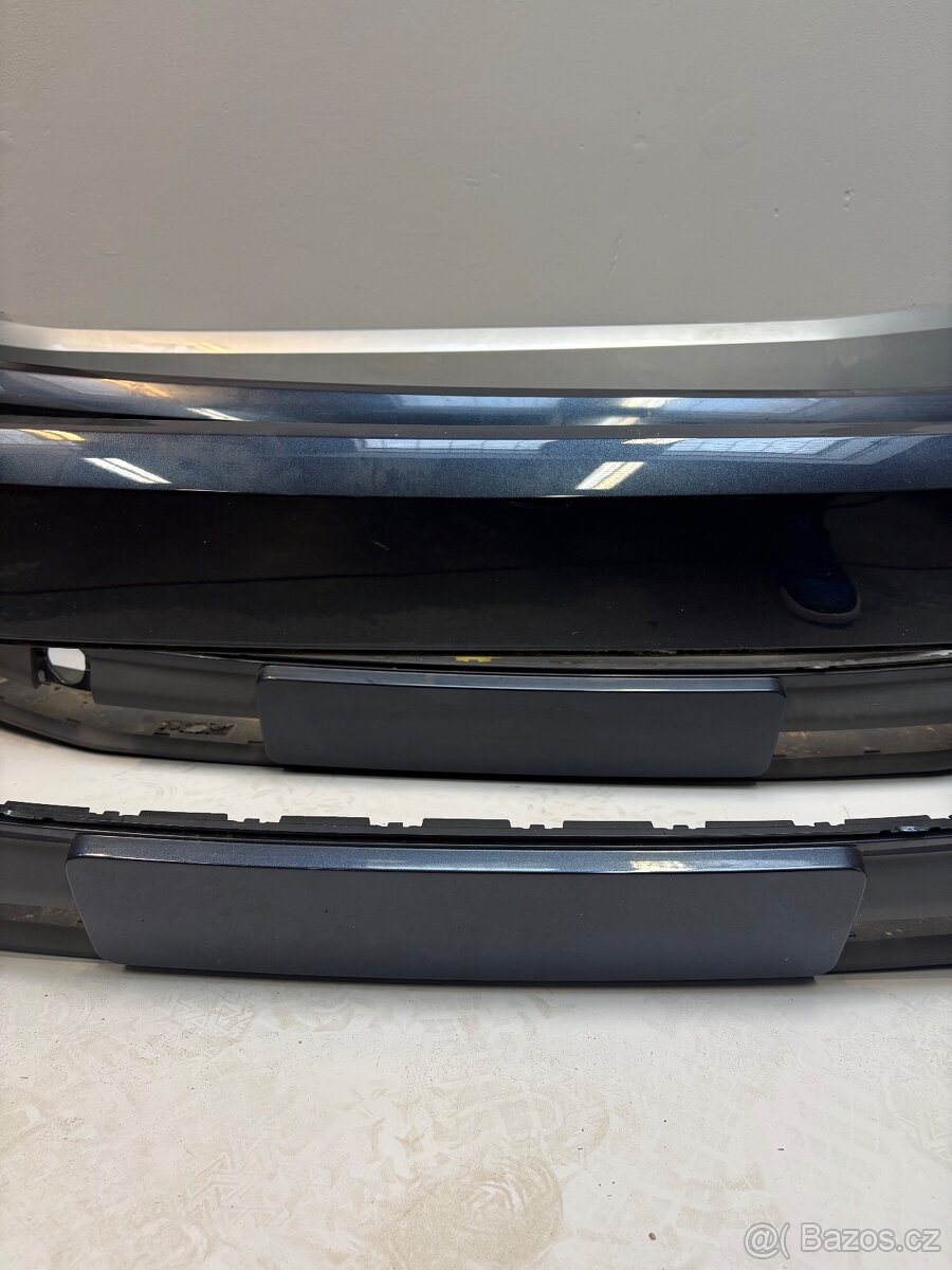 Přední nárazník-bez mřížek a příslušenství - Nový - 4