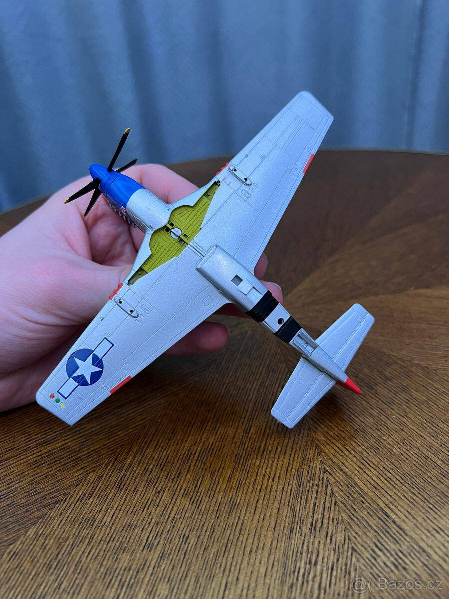 Model letadla 1:72 North American P-51D Mustang JC Wings - 4