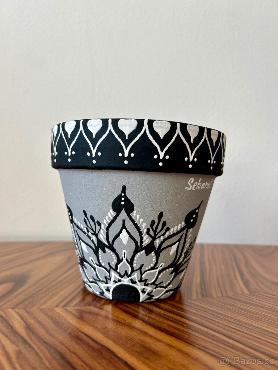 Ručně malovaný květináč - 4