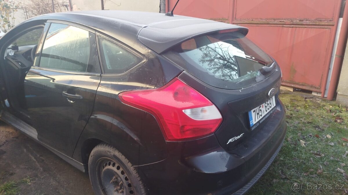Prodám Ford Focus - 4